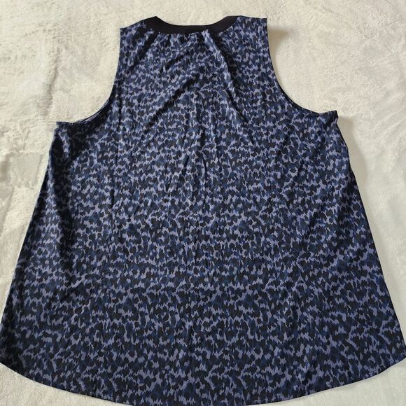 Athleta Camo/Animal Print Sleeveless Top Size Large - Picture 8 of 8